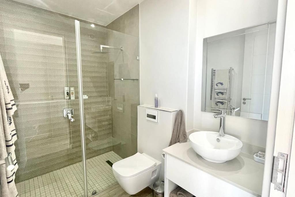 Exclusive luxury & lifestyle suite - Tap to explore photos