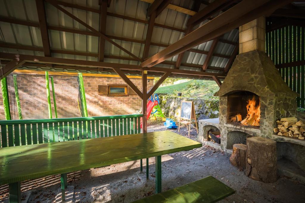 Cottage Ocovan Krpacovo-Lake-BBQ-Forest-Kids playground-Views photo 3