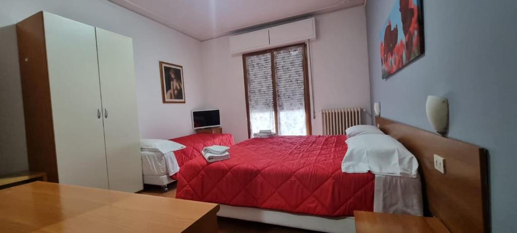 Hotel Indicatore Budget & Business At A Glance photo 4