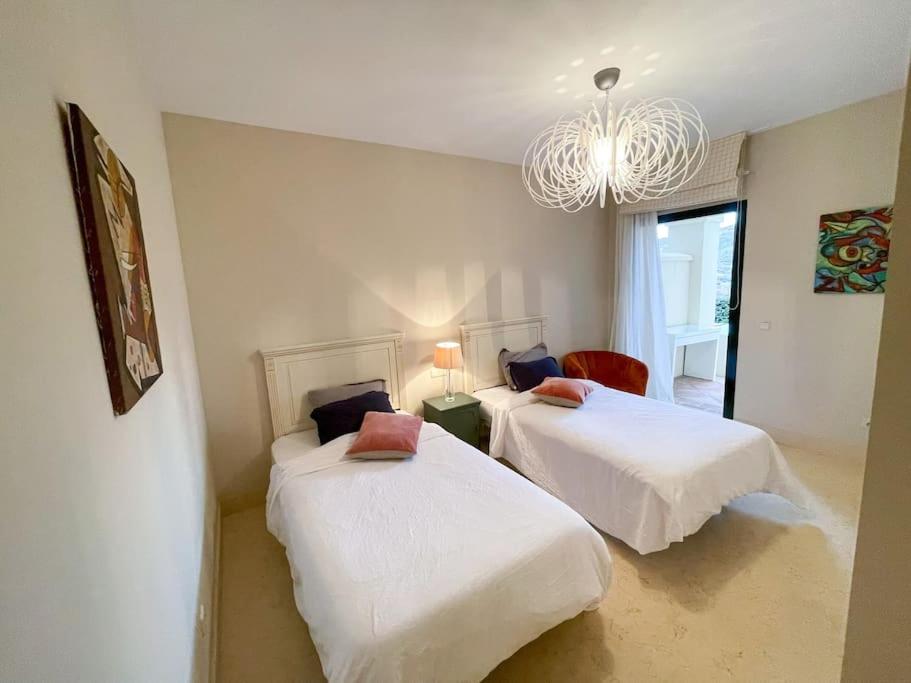 Luxurious 2 bedroom apartment with Spa facilities photo 4