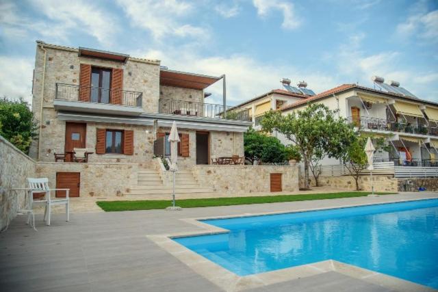 Zefiros Luxury Apartments photo 3