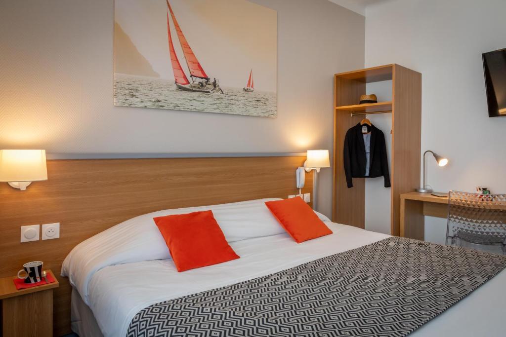 Logis REX HOTEL Lorient photo 4