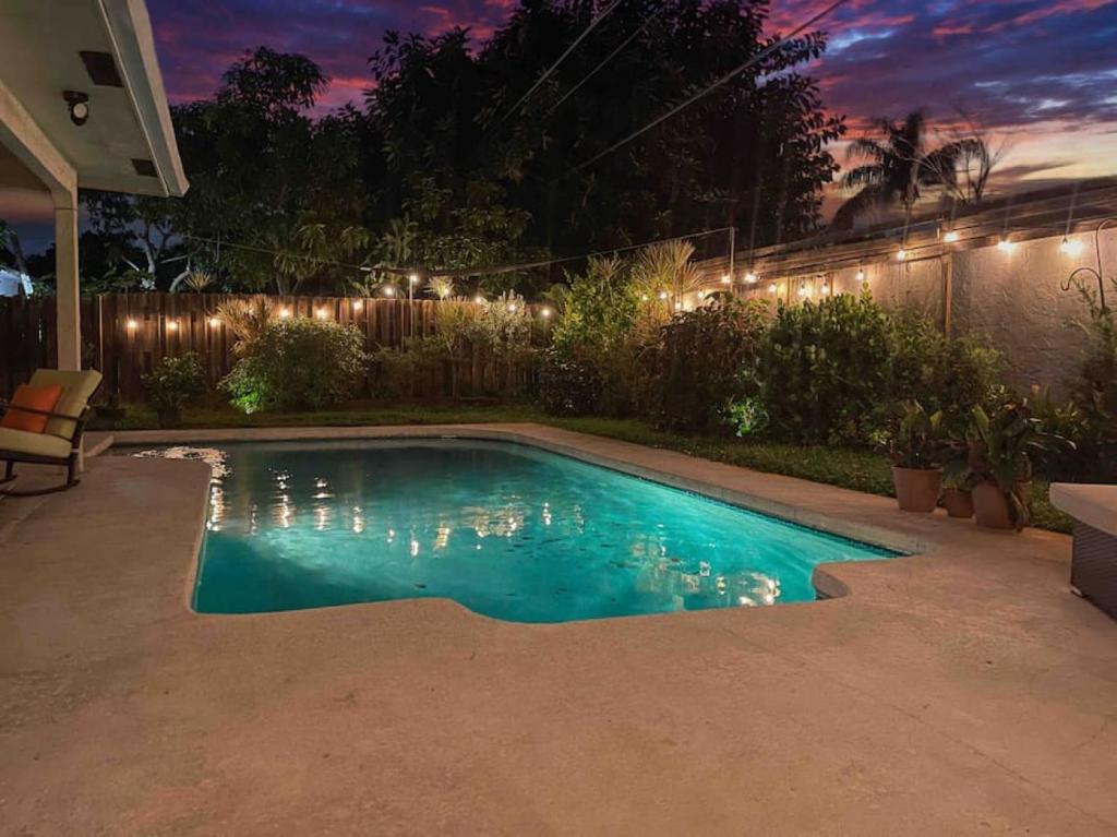 Dinas Home with Modern Interior and Heated Pool photo 2
