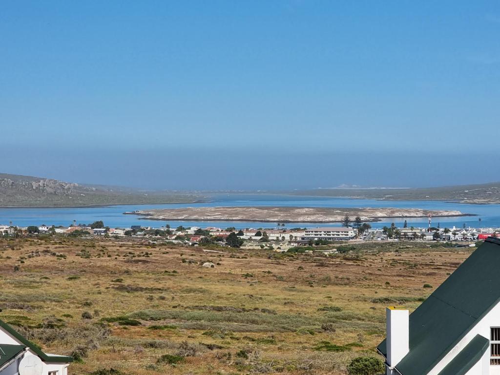 Eagles View Langebaan with Lagoon View photo 1