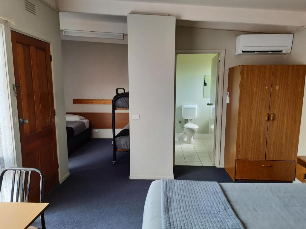Abbotswood Motor Inn photo 1