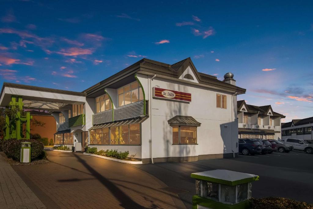 SureStay Hotel by Best Western North Vancouver Capilano photo 1