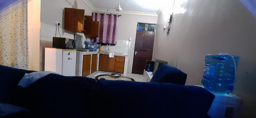 Bamburi Vescon apartment 3 photo 3