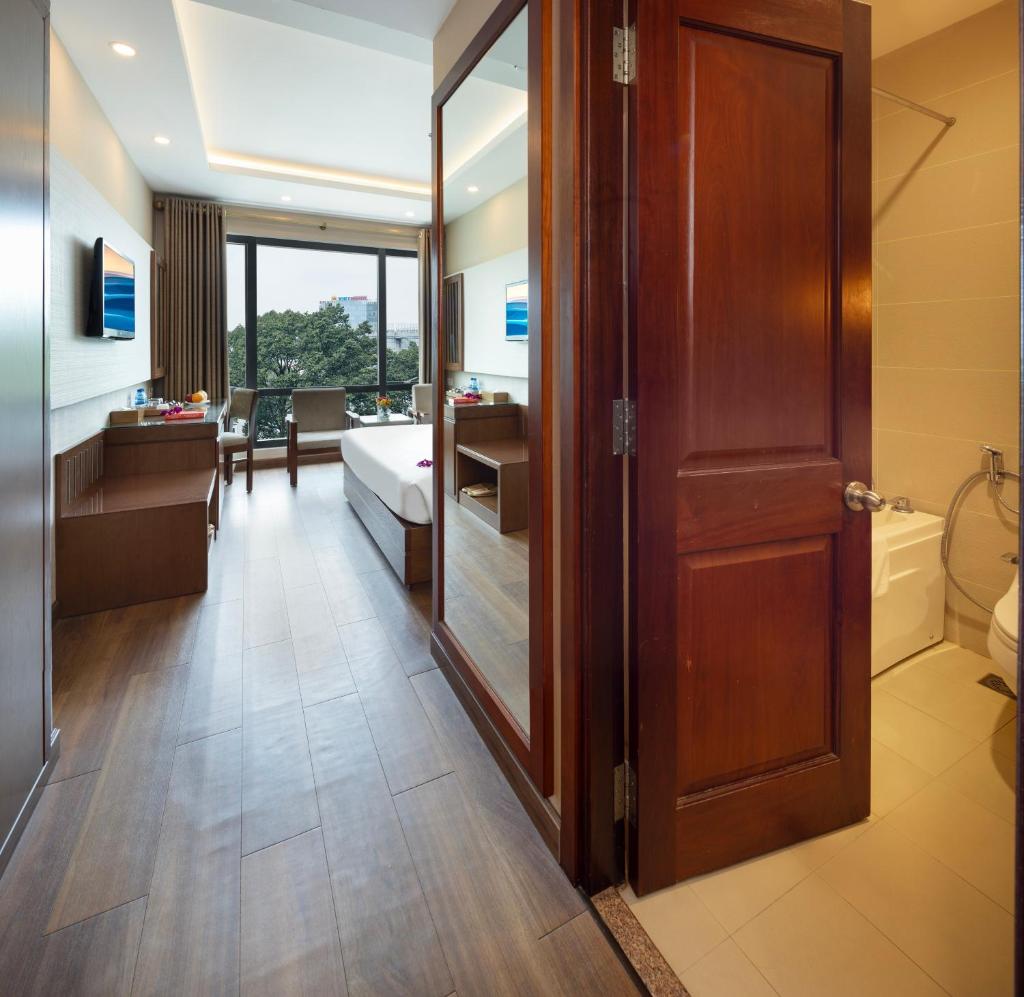 Khách sạn Edenstar Saigon