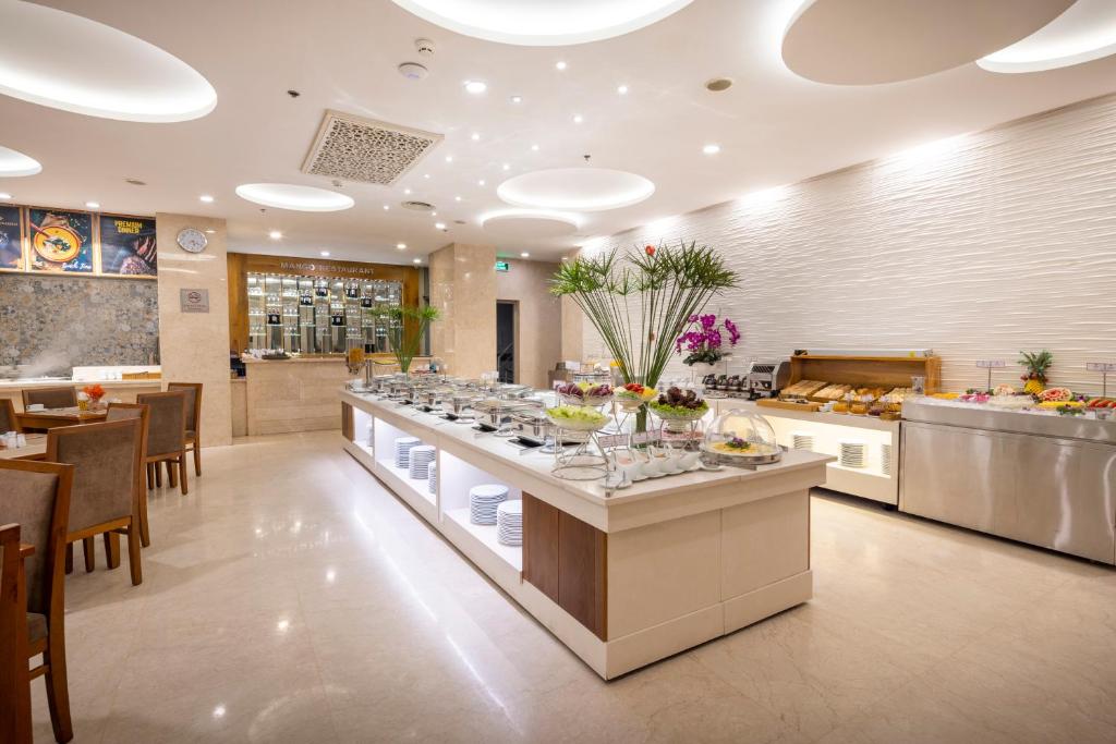 Khách sạn Edenstar Saigon
