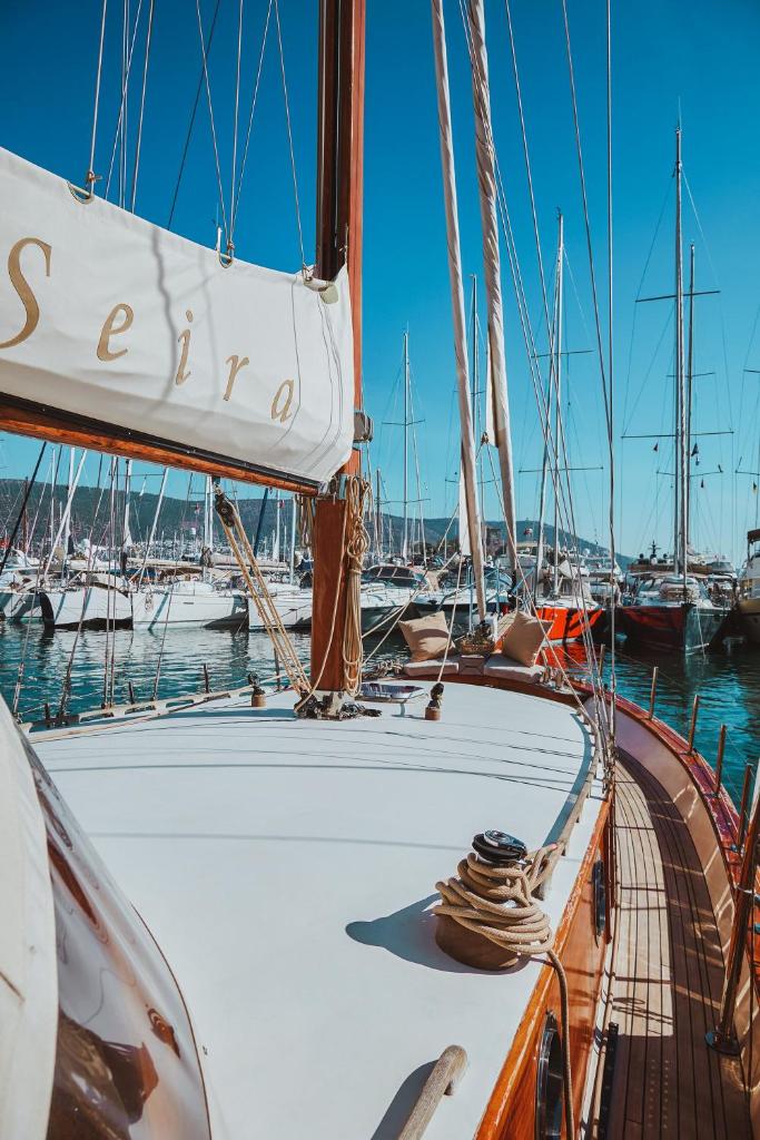 The Opportunity to Live on a sailing yacht in Bodrum Marina photo 3