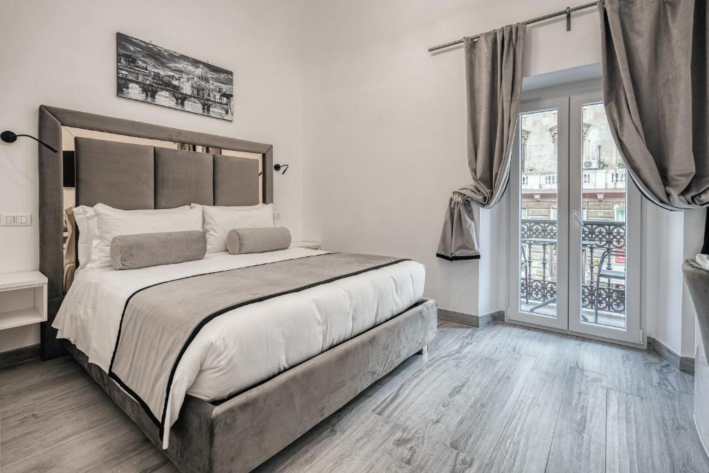 Imperial Rhome Guest House Room Type - King Room with Balcony