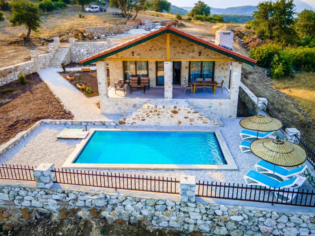 VILLA TERAS
