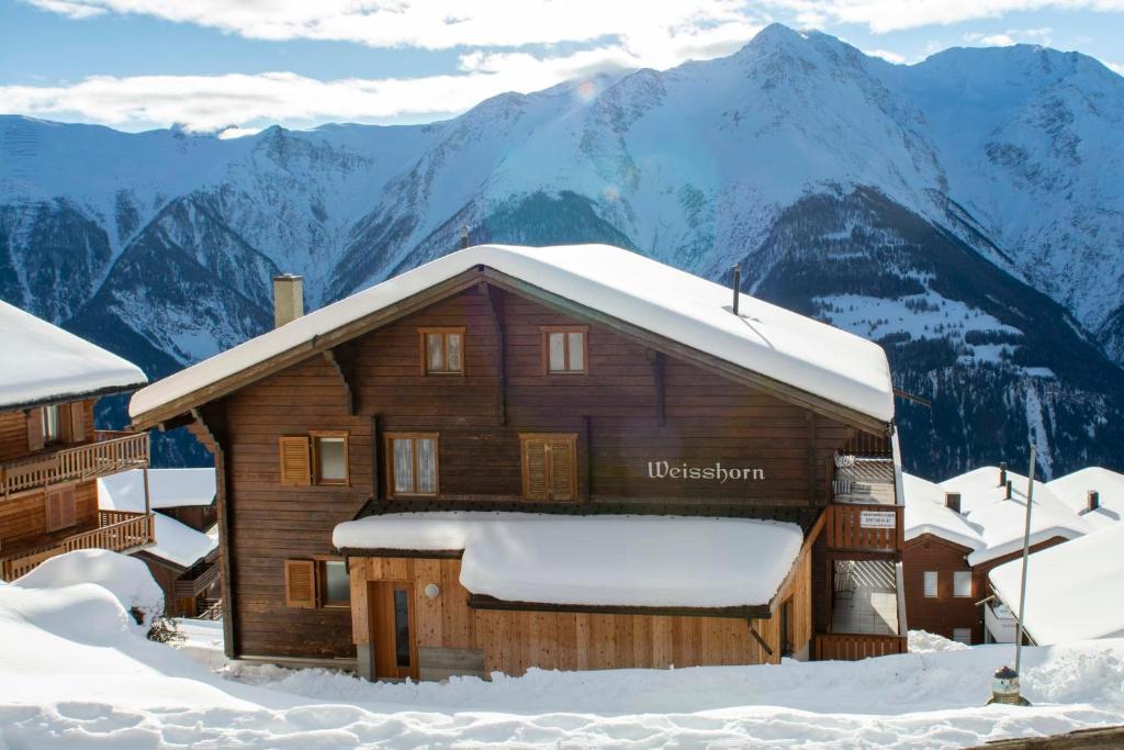 Chalet Weisshorn 2 photo 1