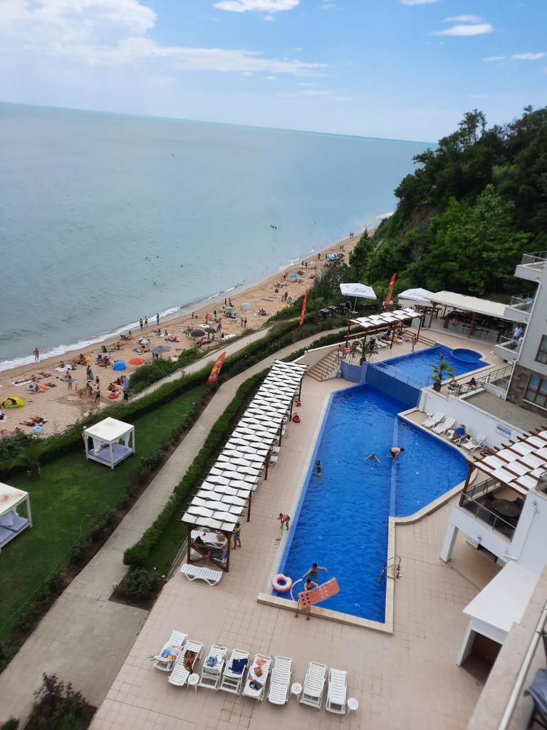 Byala Vista Cliff Apartments photo 2