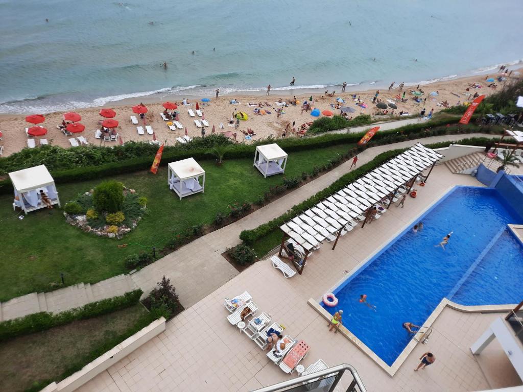 Byala Vista Cliff Apartments photo 3
