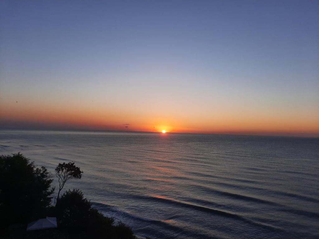 Byala Vista Cliff Apartments photo 1