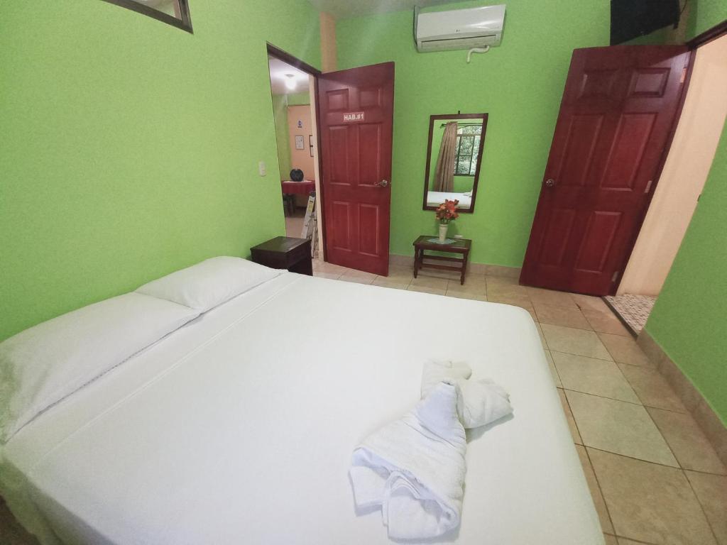 Hostal San Antonio photo 4
