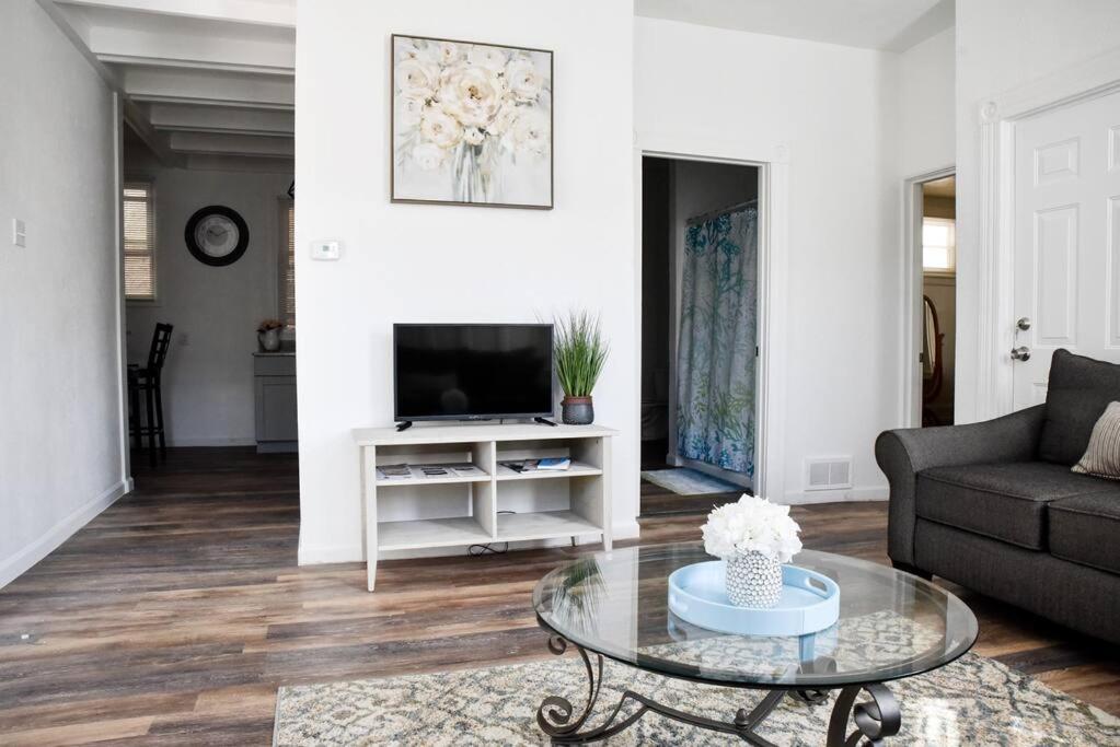 Perfect Pittsburgh Home Close To City & Airport photo 3
