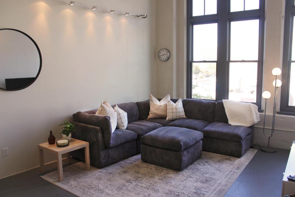 NEW! Lavish Studio Loft in Central Downtown SLC - Tap to explore photos