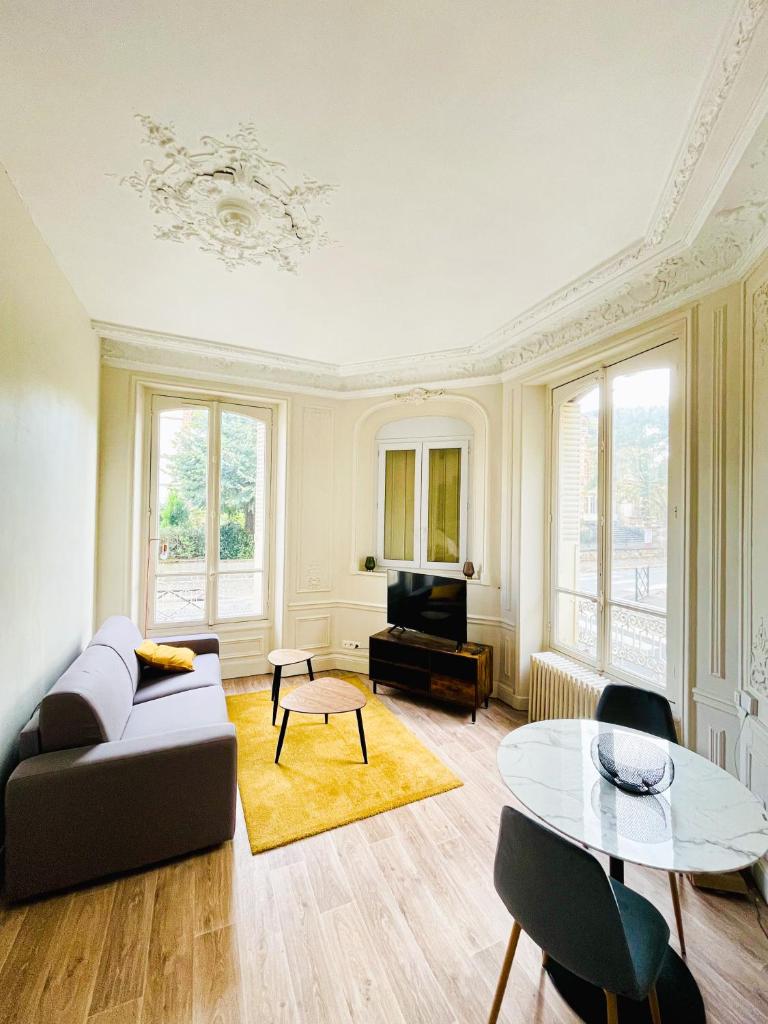 Appartement cosy proche gare avec stationnement gratuit photo 2