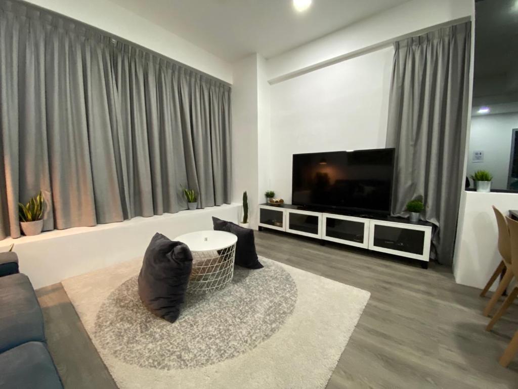 4-7 Pax Genting View Resort Kempas Residence -Free Wifi, Netflix And Free Parking photo 4