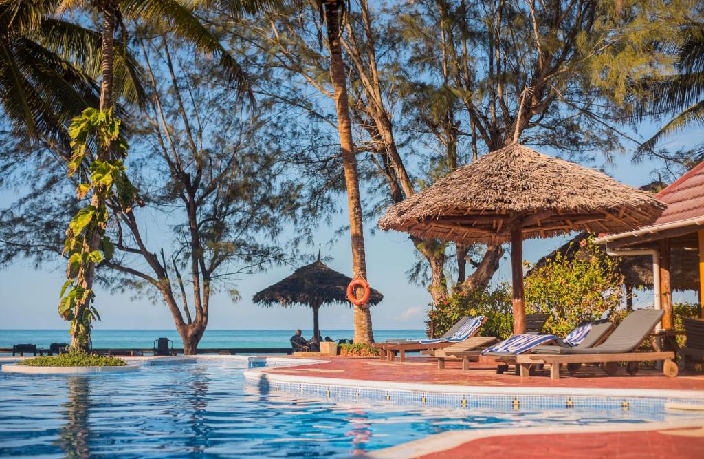 Mnarani Beach Cottages