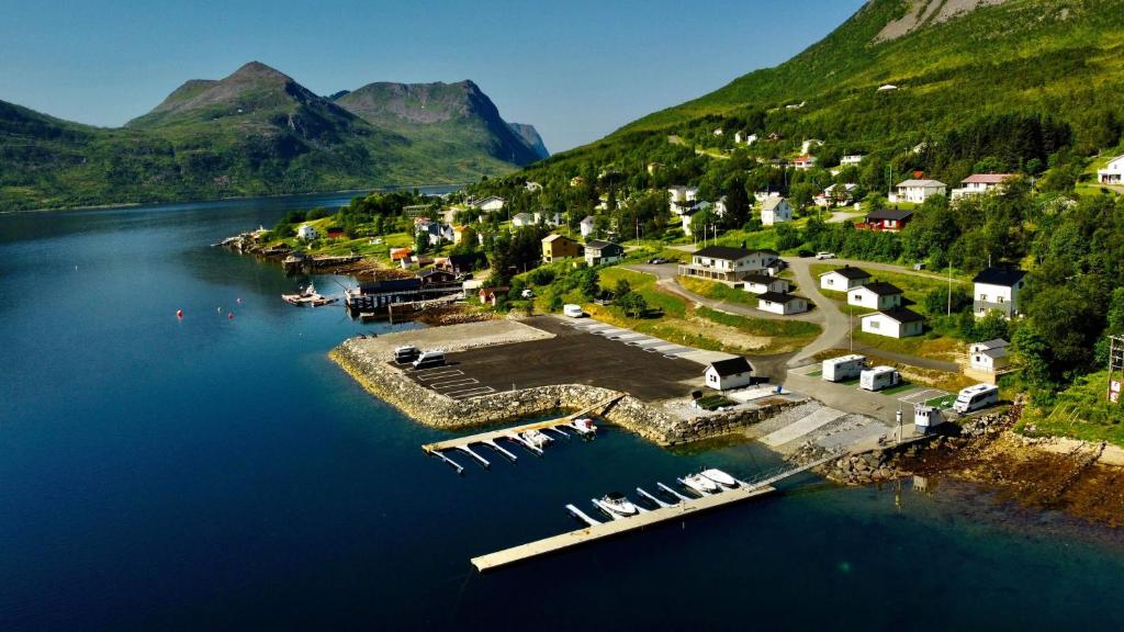 Senja Fjordcamp photo 3