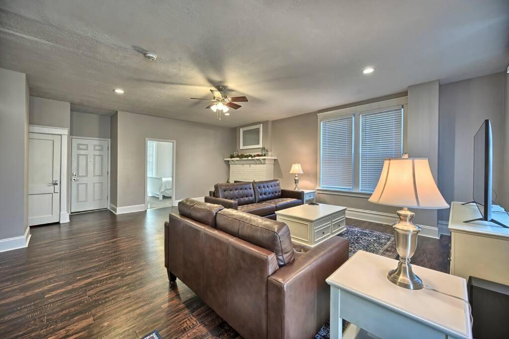 Suites on Seneca - Lovely 2 Bed 1 Bath Apartment photo 3