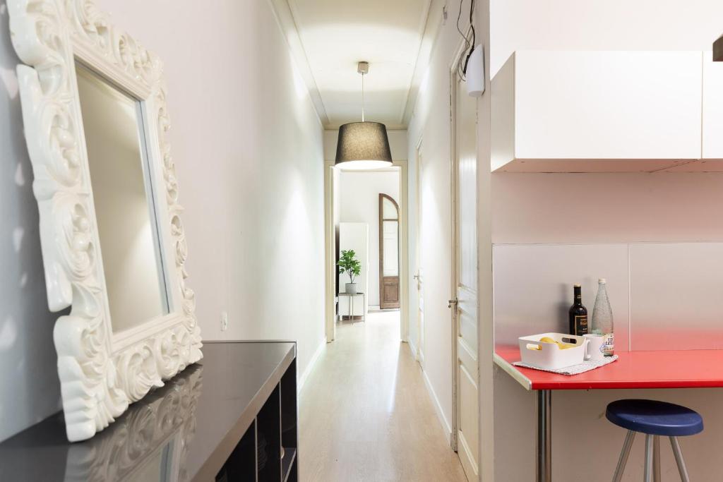 Enjoy Apartments Sagrada Familia III photo 1