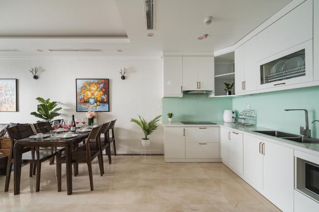 SOLEIL✧SUPER LAKEVIEW & LUXURY✧3BRS