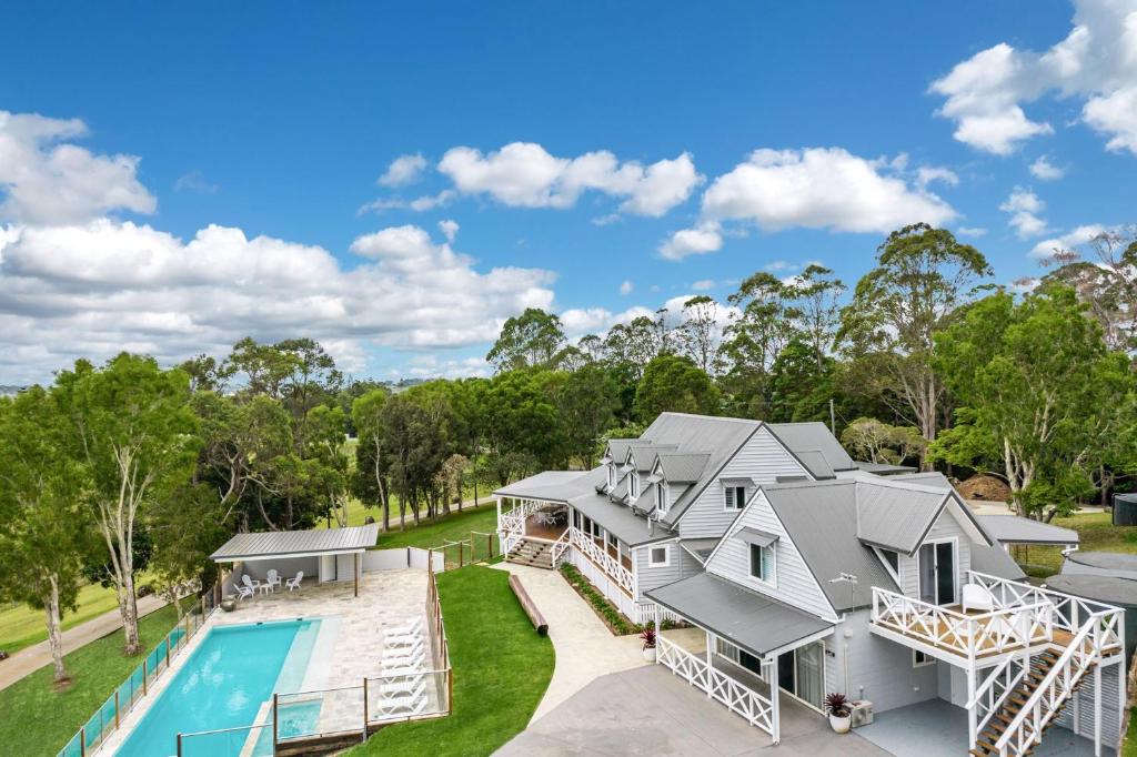 East Coast Escapes - The Estate Byron Bay photo 1