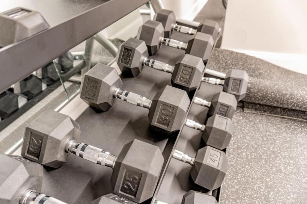 HostWise Stays - The Washington at Chatham - Free Parking, Private Gym, Skyline Views! photo 4