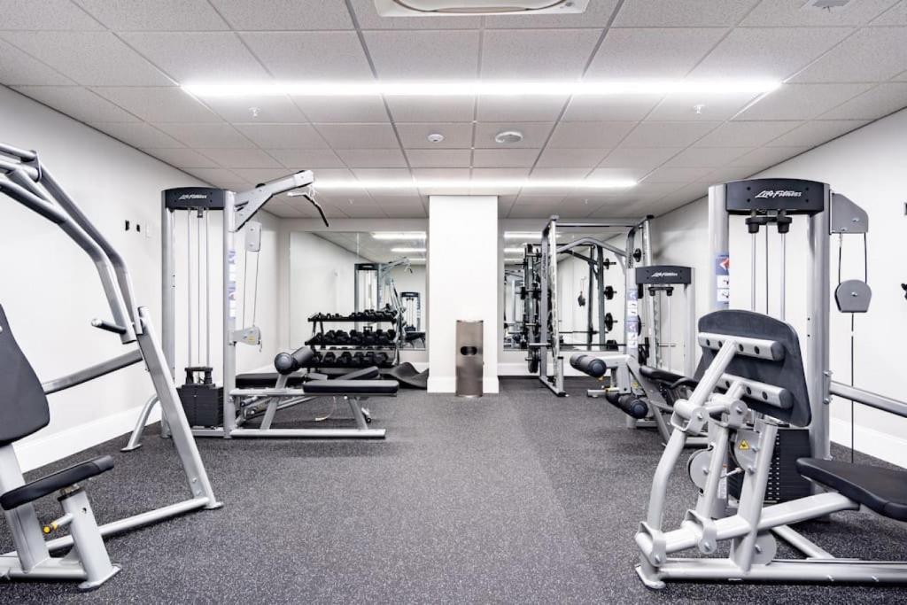 HostWise Stays - The Washington at Chatham - Free Parking, Private Gym, Skyline Views! photo 1