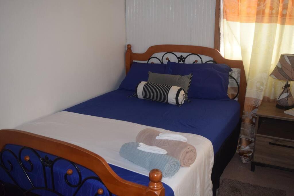 Maggie's Guest House/10 Min Walk to City- Certified photo 4