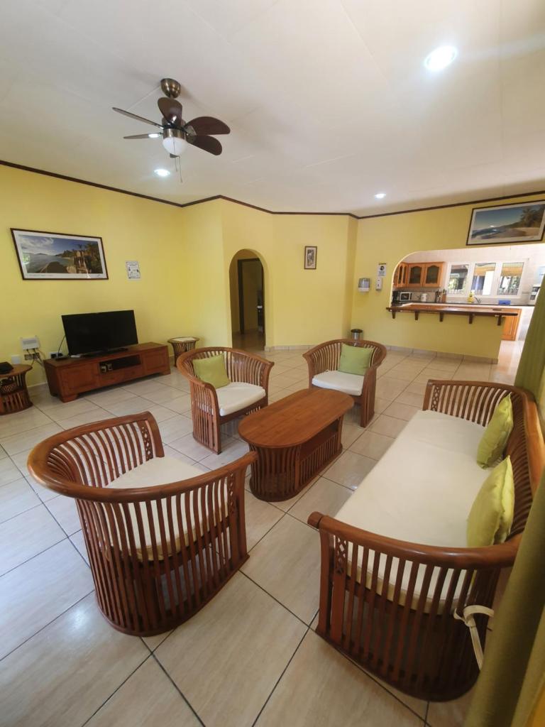La Passe Holiday Villa photo 4