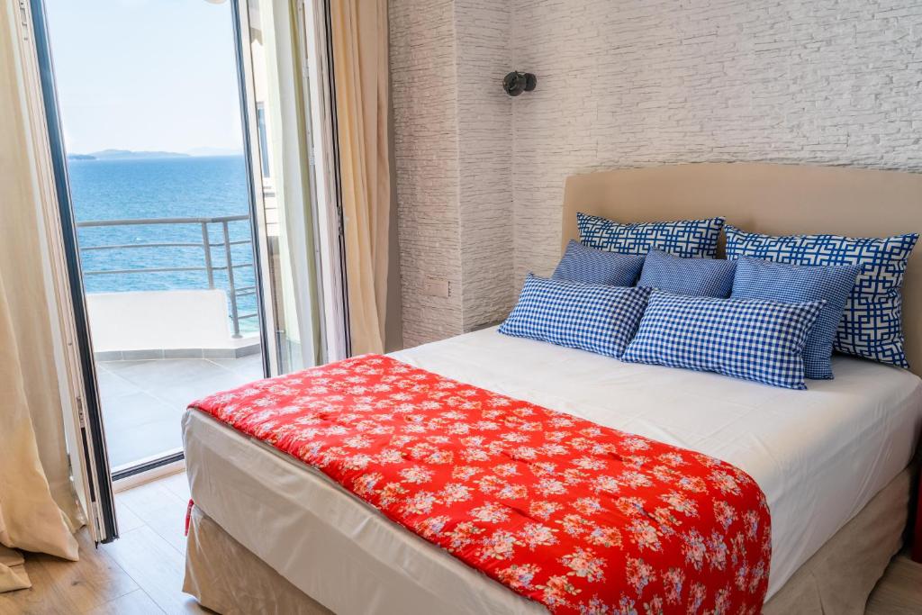 Limani Luxury Apartments Beachfront photo 3