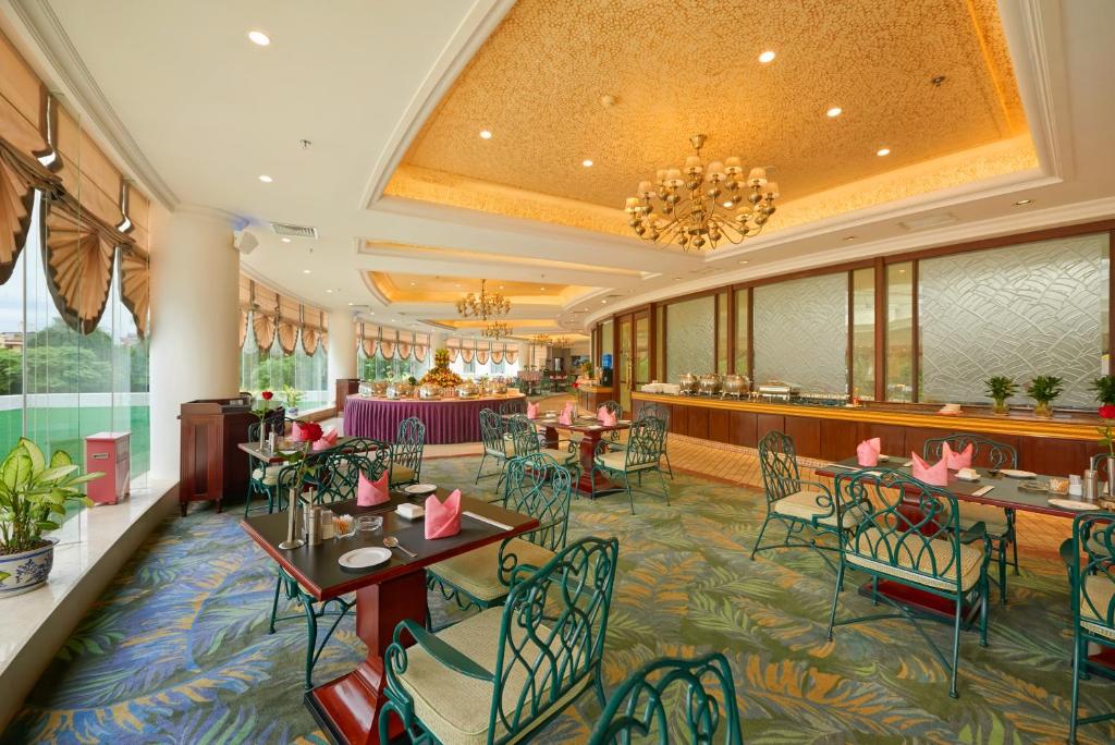 Khách sạn Quốc tế Lợi Lai