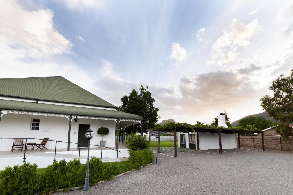 Victorian Square Guesthouse photo 3