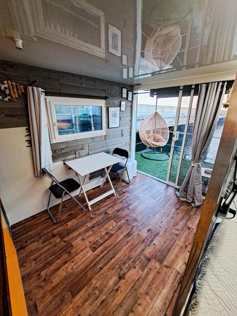 Floating home delta del po photo 4