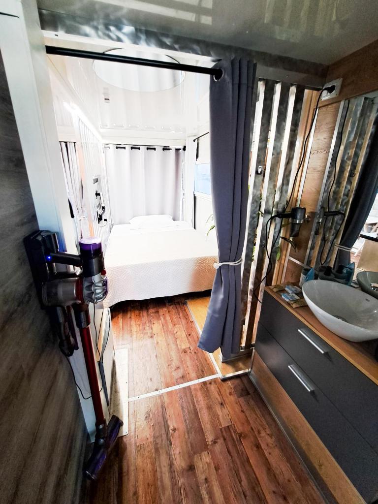 Floating home delta del po photo 3