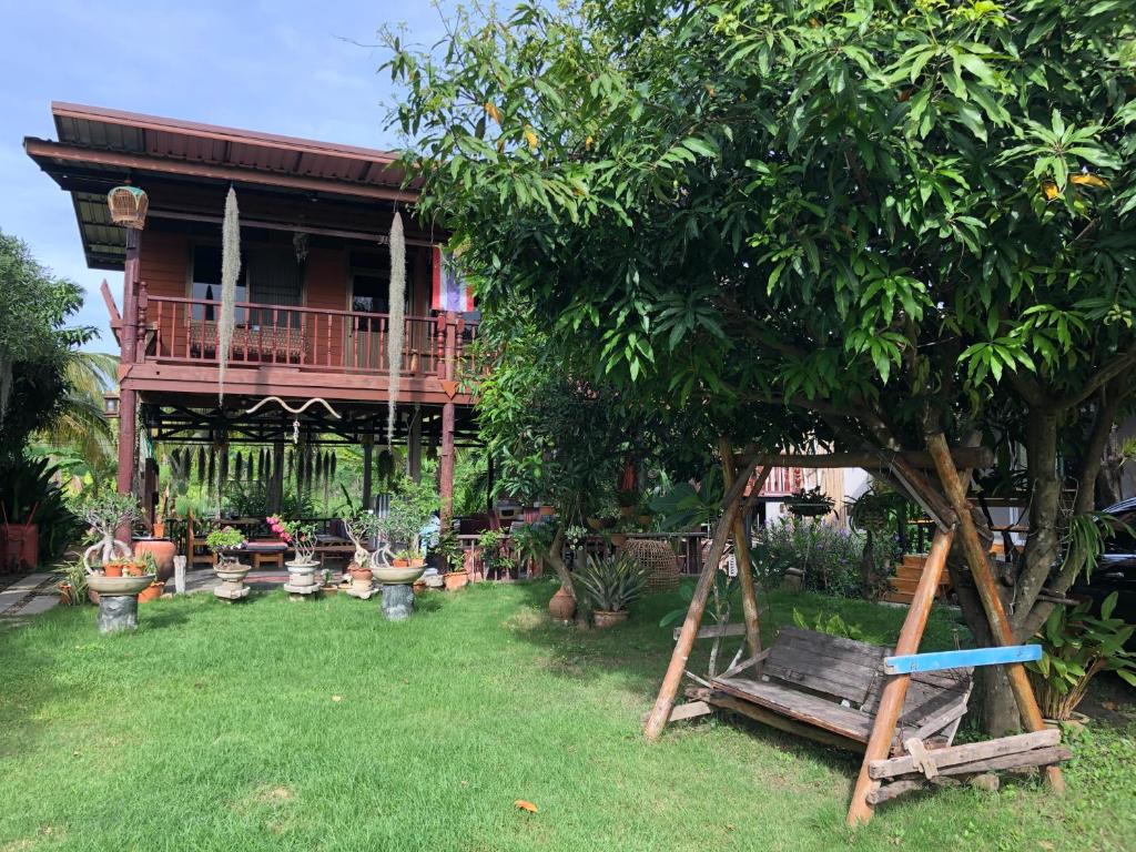 Metha Country View Homestay Singburi photo 3