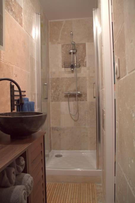 Logement cosy - proche du Prado photo 3