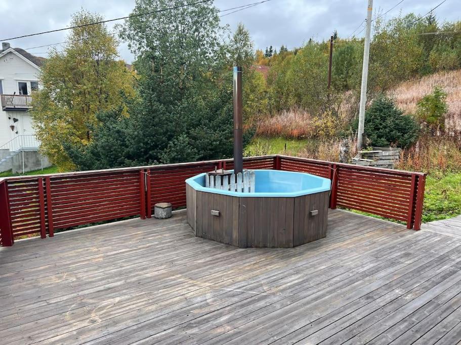 Flott hytte med badestamp. photo 3