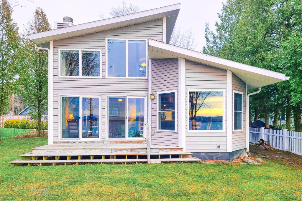 Shelburne Bay Stay & Play