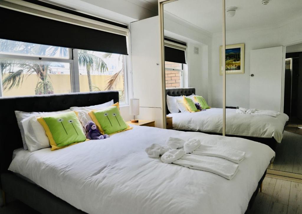 Spectacular Views of Sydney Harbour with Free Parking photo 3