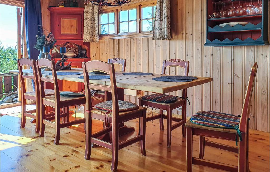 Stunning Home In Svingvoll With 3 Bedrooms And Sauna photo 3