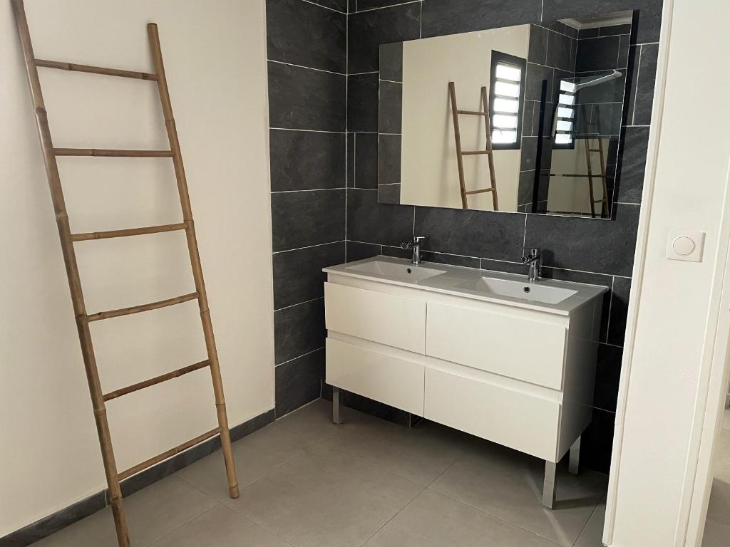 Villa de 3 chambres avec jardin clos et wifi a Bras Panon photo 2