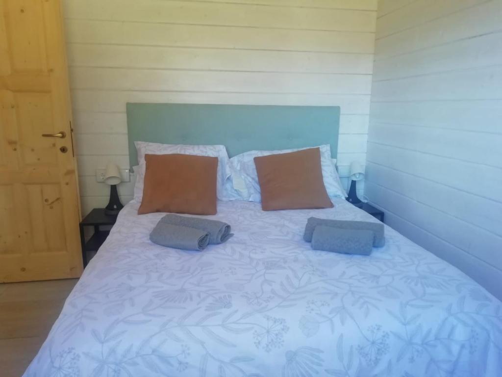 WOODHOUSE photo 1