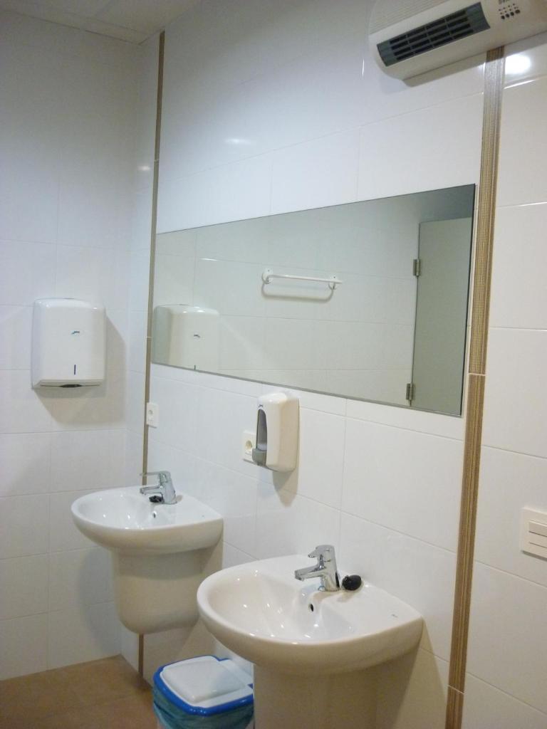 Pensión-Albergue Puente Ribeira photo 3