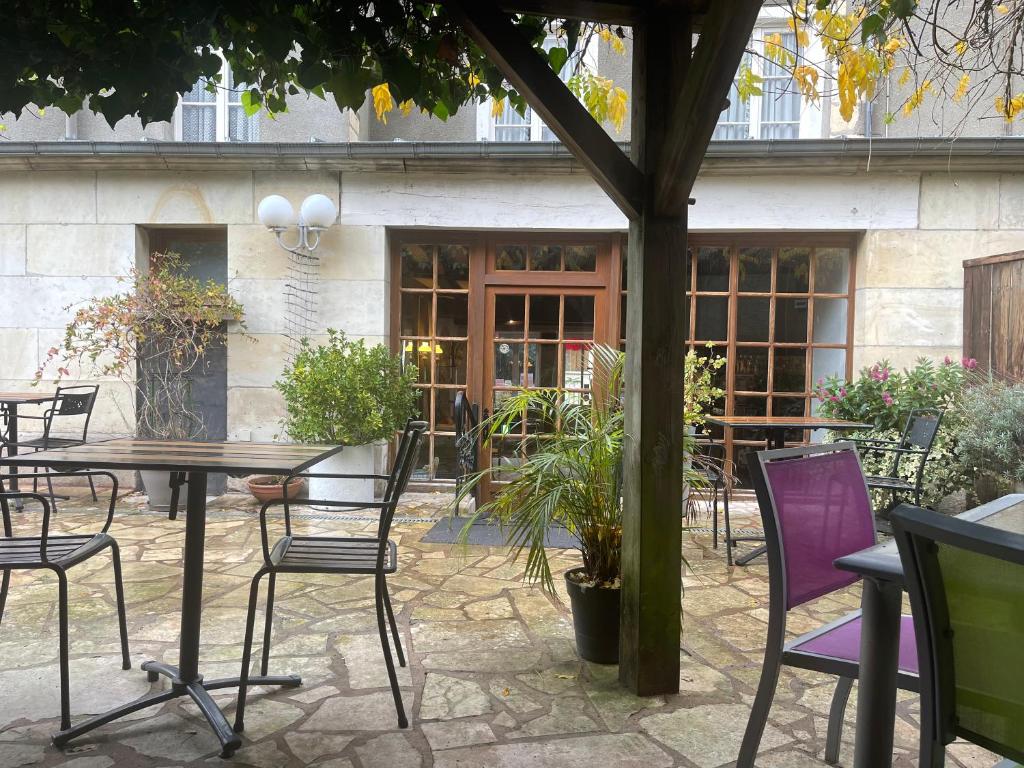 Le Grand Monarque Donzy photo 4